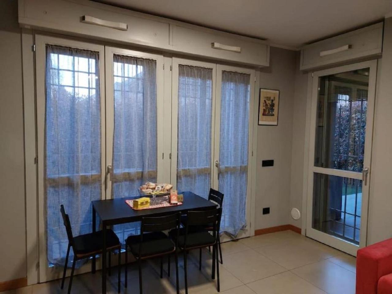 Nico'S Home - Rho Fiera Milano เปโร ภายนอก รูปภาพ