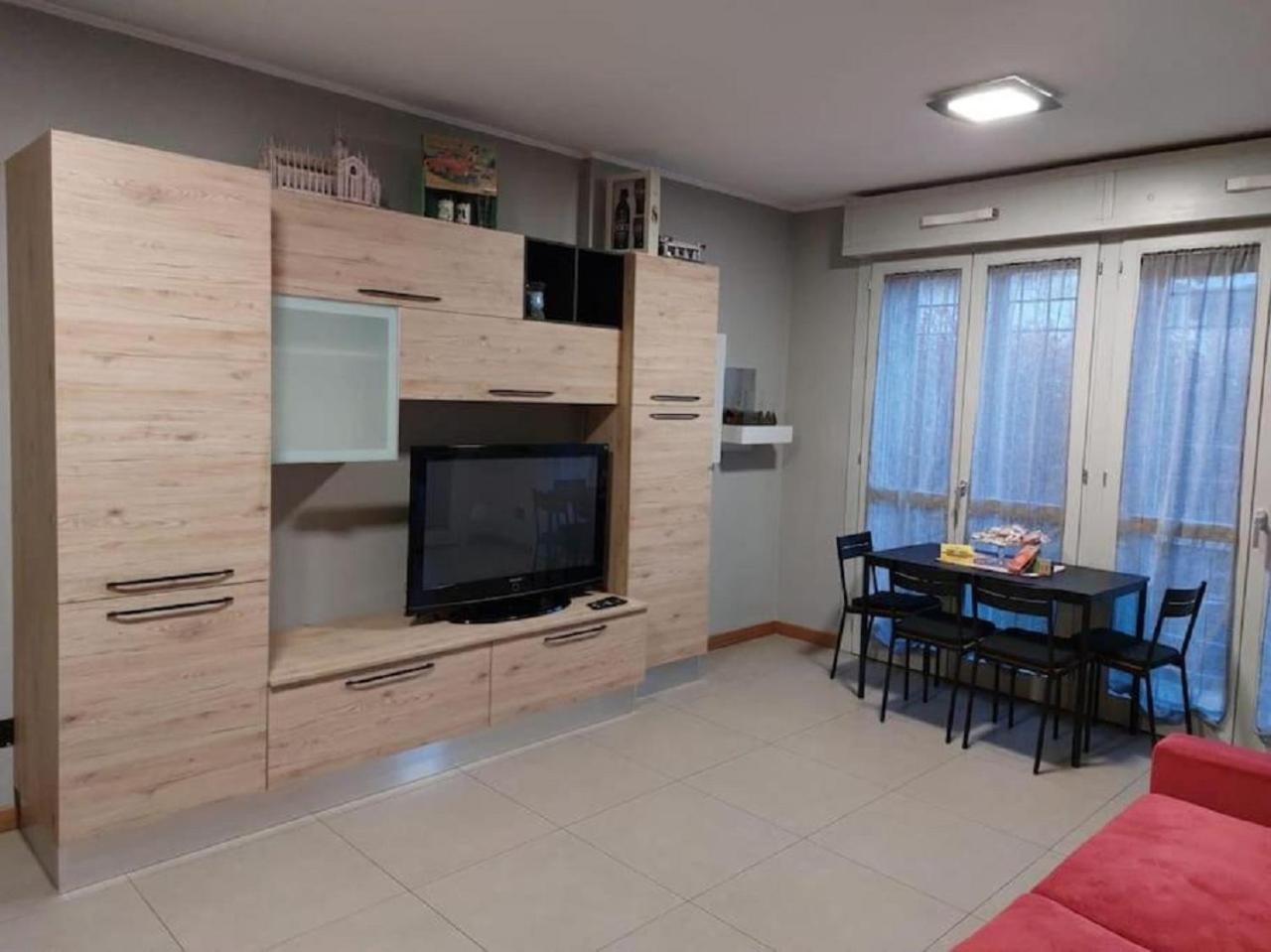 Nico'S Home - Rho Fiera Milano เปโร ภายนอก รูปภาพ